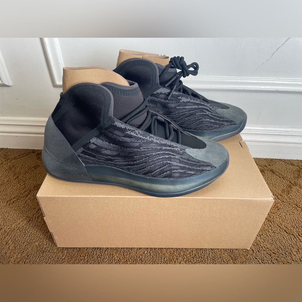 Adidas Yeezy QNTM